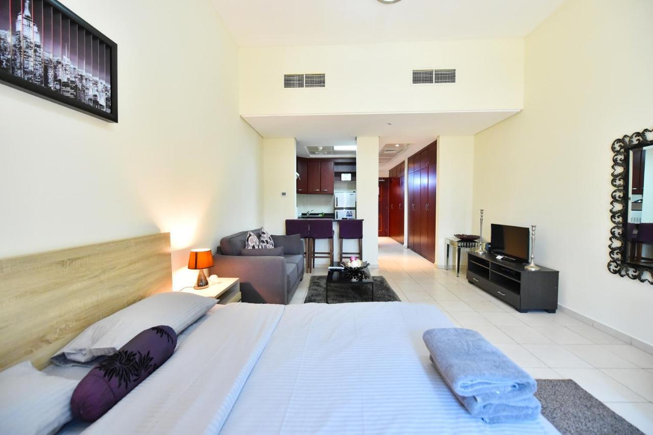 Luxury Escapes - Spacious Fully Furnished Studio Apt - Next To Metro, 5 Mins From Mall - Med46 Dubai Luaran gambar
