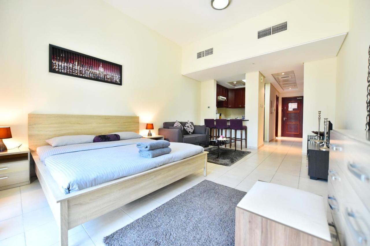 Luxury Escapes - Spacious Fully Furnished Studio Apt - Next To Metro, 5 Mins From Mall - Med46 Dubai Luaran gambar